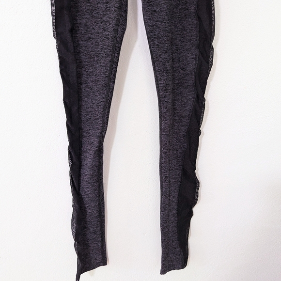 Beyond Yoga High Waisted Mesh Side Leggings Space Dye Black Purple Medium M - Picture 3 of 9